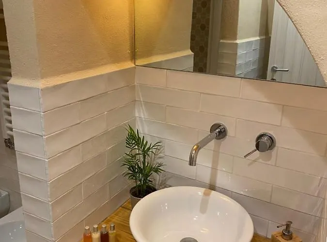 בית נופש Via Roma 181 *